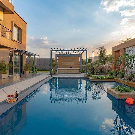 Noah'S Ark By Stayvista - Jaipur With Private Pool Dhānd Extérieur photo